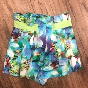 Indikah high waist shorts